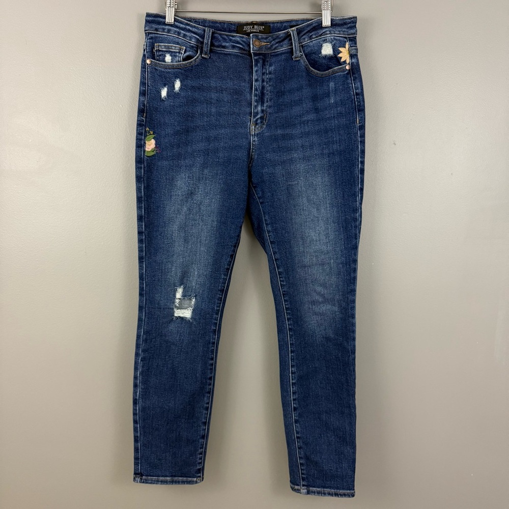 Judy Blue Embroidered Boyfriend Fit Jeans Size 11 30 Stretch Denim